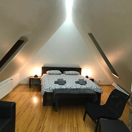 Doma Square Penthouse, In The Heart Of Old Town Apartment Рига Екстериор снимка